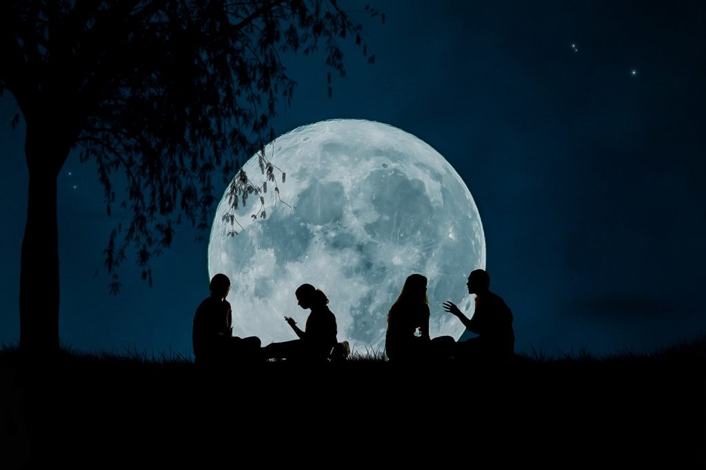 moon-full-libra-relationships-couples-beneath-full-moon-pixabay-public-domain-2776955_1920